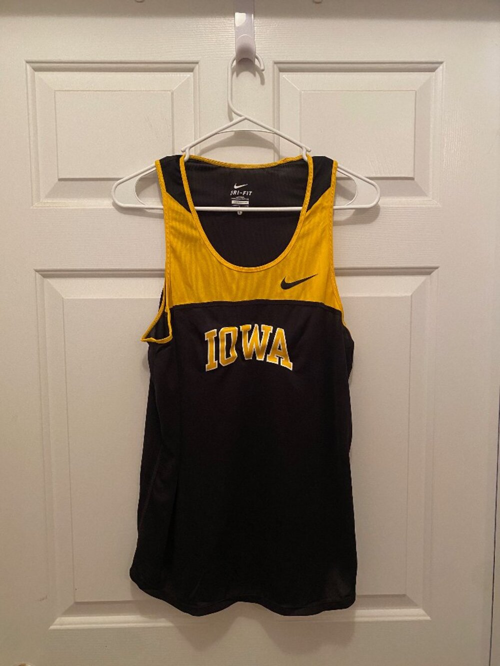 Nike Iowa Hawkeyes Men's Track Team Issued Black Tank Top Large Made USA NWT